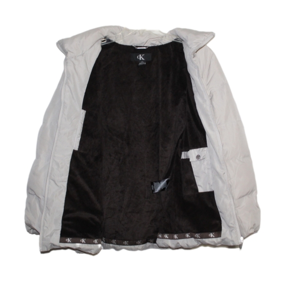 Women's Down Puffer Jacket - Picture 6 of 15